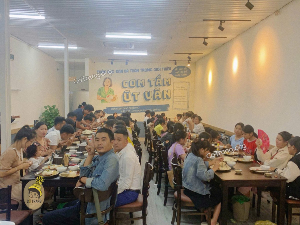 Không gian thực tế tại Cơm Tấm Út Vân Đà Nẵng